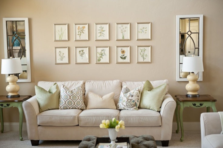 10 zanimljivih opcija ukrašavanja zidova preko sofe